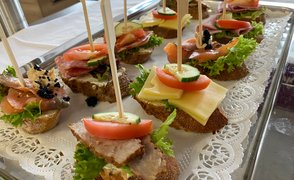 Fingerfood, Canapé