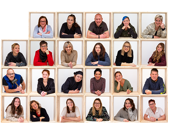 Foto des Teams des BTZ Gera, wobei jede*r einzelne Mitarbeitende in einem eigenen Rahmen dargestellt ist.