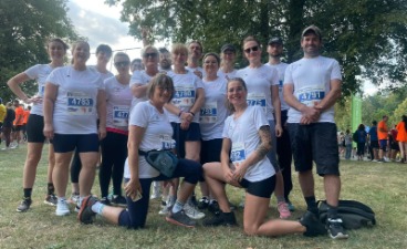 Teamfoto Teambild des BTZ Plauen, das am 13. Firmenlauf im Vogtland teilnimmt