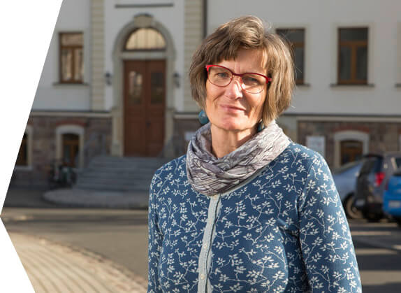 TTZ Oschatz Leiterin Steffi Flux Foto der Leiterin des TTZ der FAW in Oschatz, Steffi Flux
